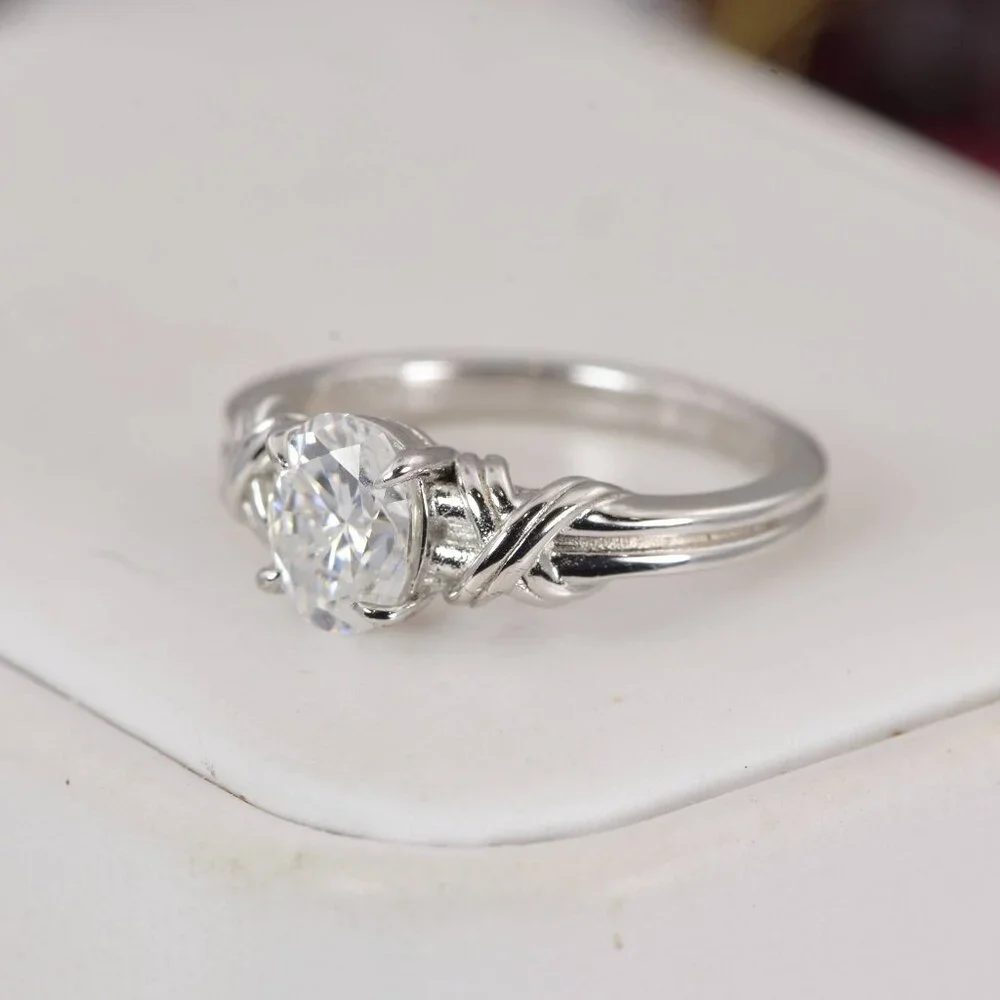Moissanite 1.5tcw Oval Cut Engagement Ring 925